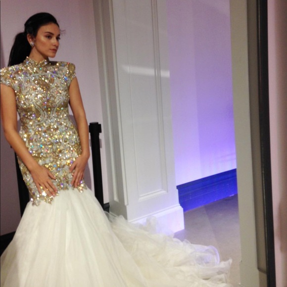 SHERRI HILL COUTURE GOWN - Picture 2 of 4